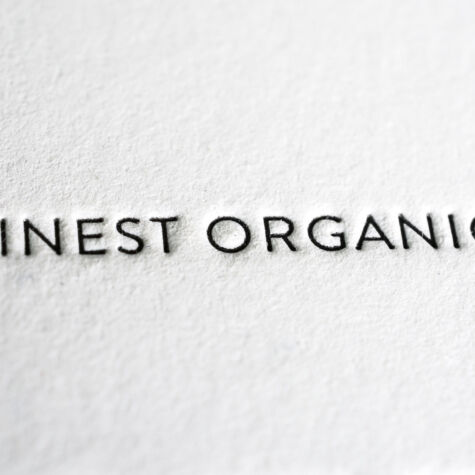 Finest Letterpress mit reliefartigem Druckbild auf hochwertigen Papiersorten Edle Druckprodukte auf feinsten Papiersorten.