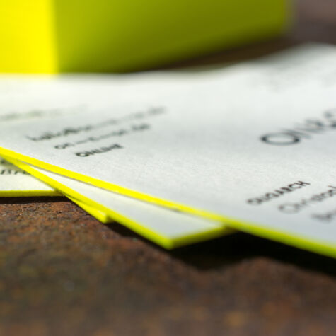 Letterpress Visiternkarten - Farbschnitt mit Neonfarben Finishing mit dem Farbschnitt - Edle Akzente mit der Schnittveredelung