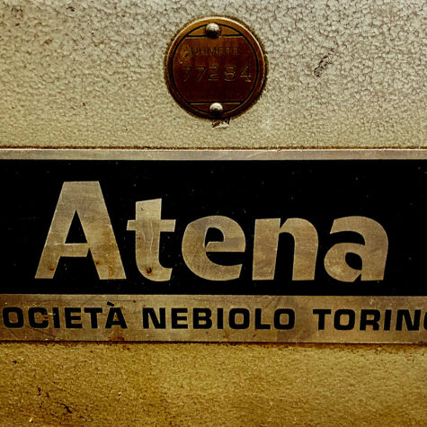 Buchdruck mit der Nebiolo Atena-Flachbettmaschine